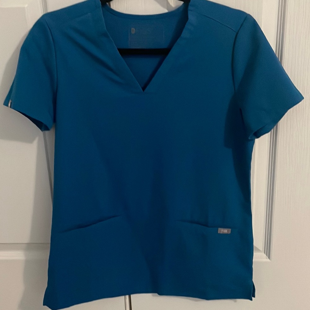 Figs scrub top size XS
